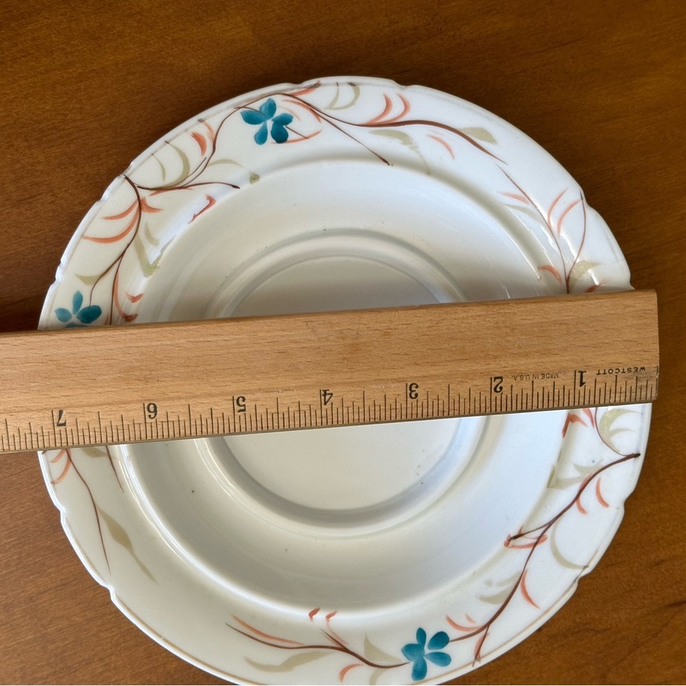 Porcelain Covered Dish - Picture 6 of 12